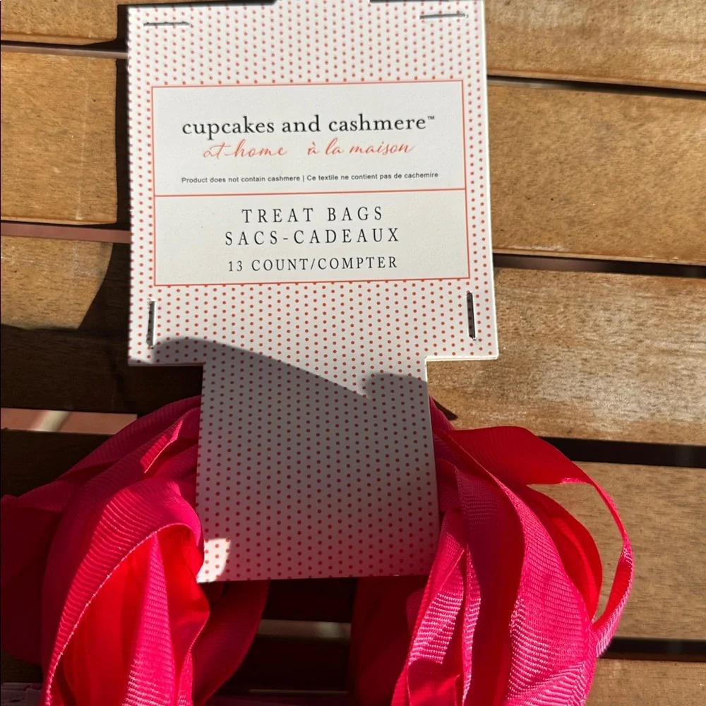 Cupcakes and cashmere Valentine’s gift bag set of 13